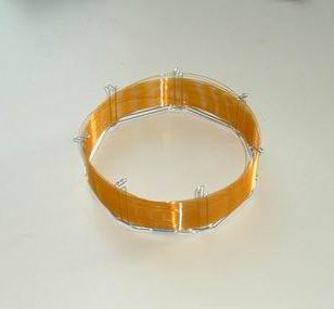 ëϸ��ɫ����