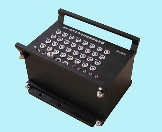 AMCST����ƽ˳�Բ����ȶ�������ϵͳ