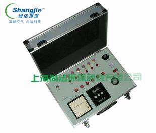 �н�����һ����ȩ����ʵ���ü���ȩ����