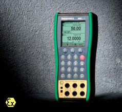 ������У����