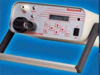 ����Τ��HoneywellStatellite ��Яʽͨ������̽����