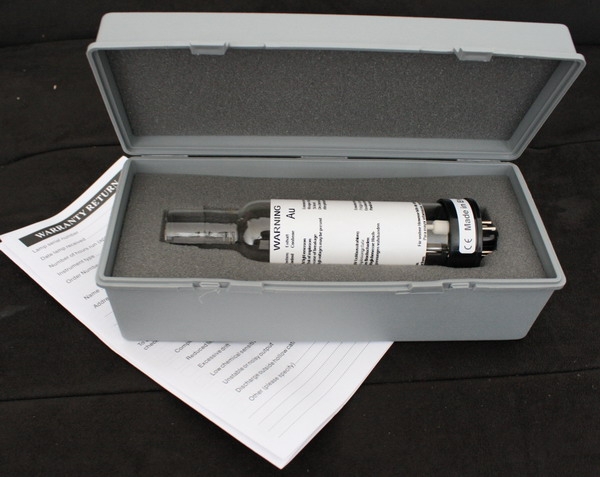 ����������  ��