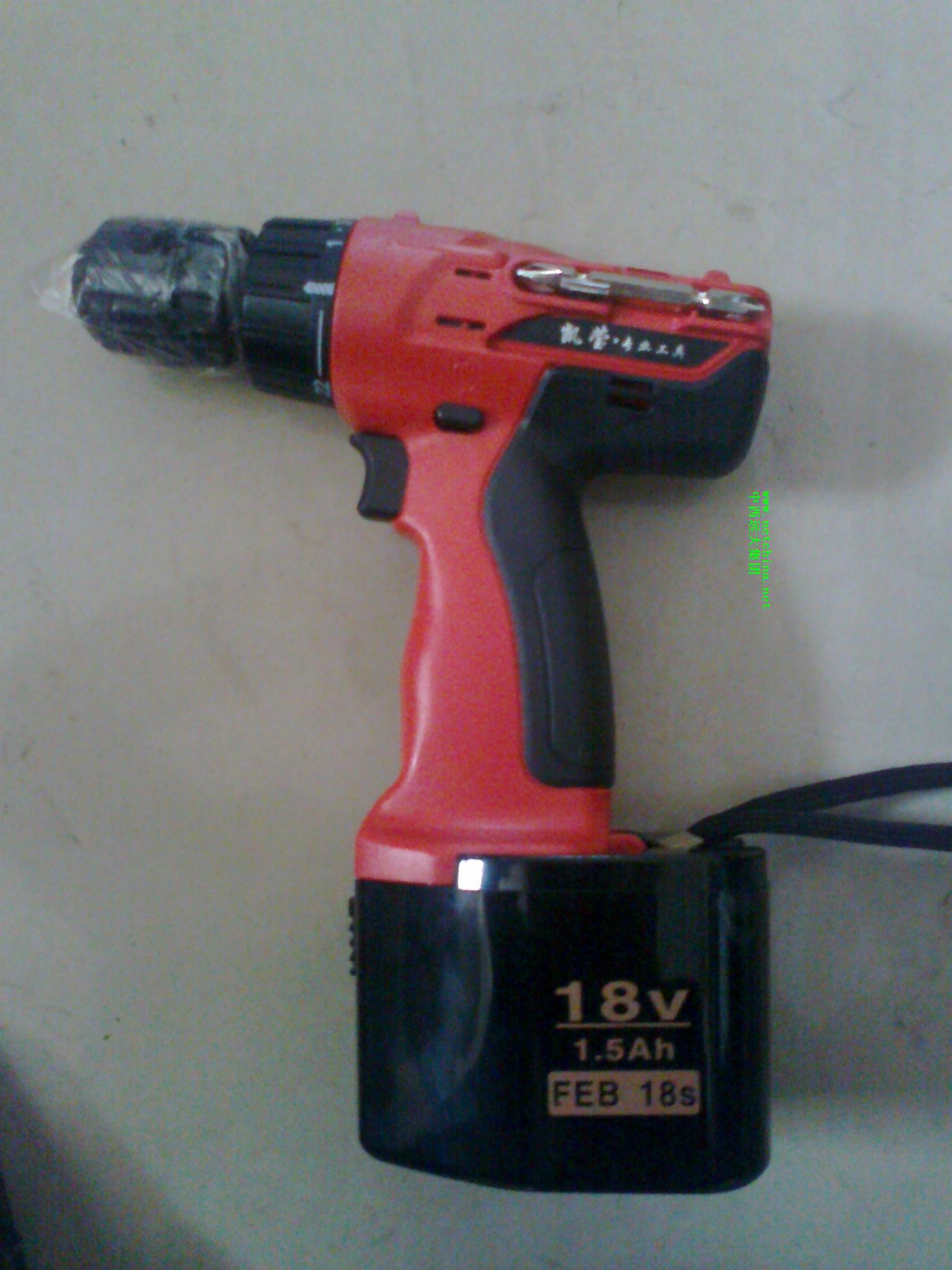 1���ʽ����18V �ͺ�:TJQ5-18v