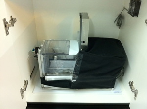 �����־�