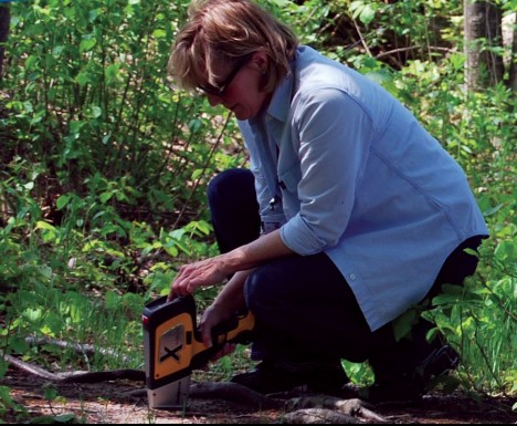 ��Яʽ��ʯ������ XRF �������