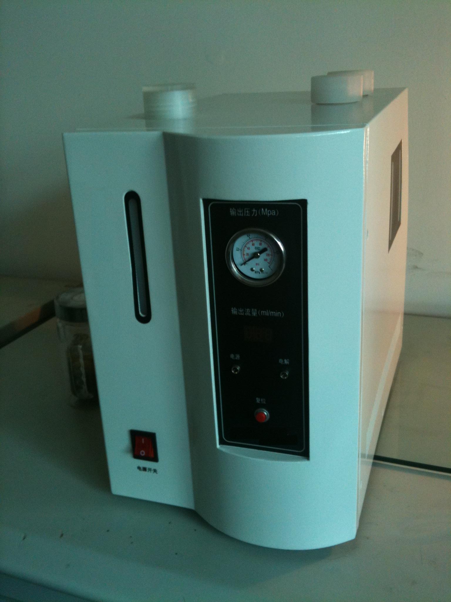 ����������/�����