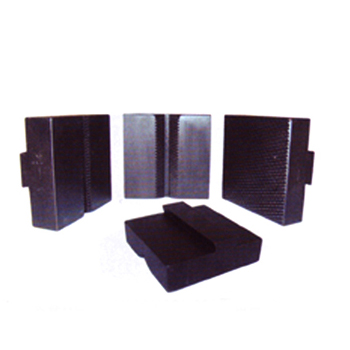 ��������֮��β��ǯ�ڼо�