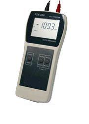 ����������/������