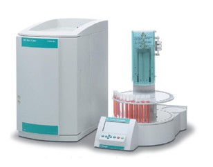 ����ɫ���� IC883