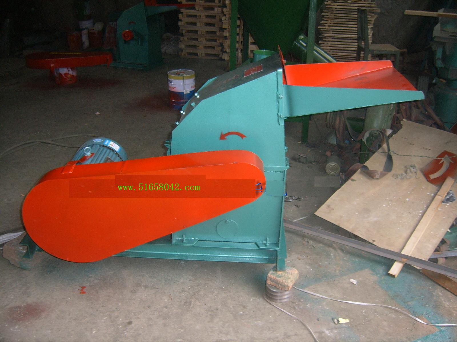 ��������/�����