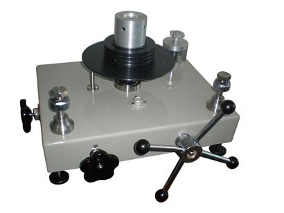 ʵ�����¹�̻���ʽѹ���� ����ʽѹ����